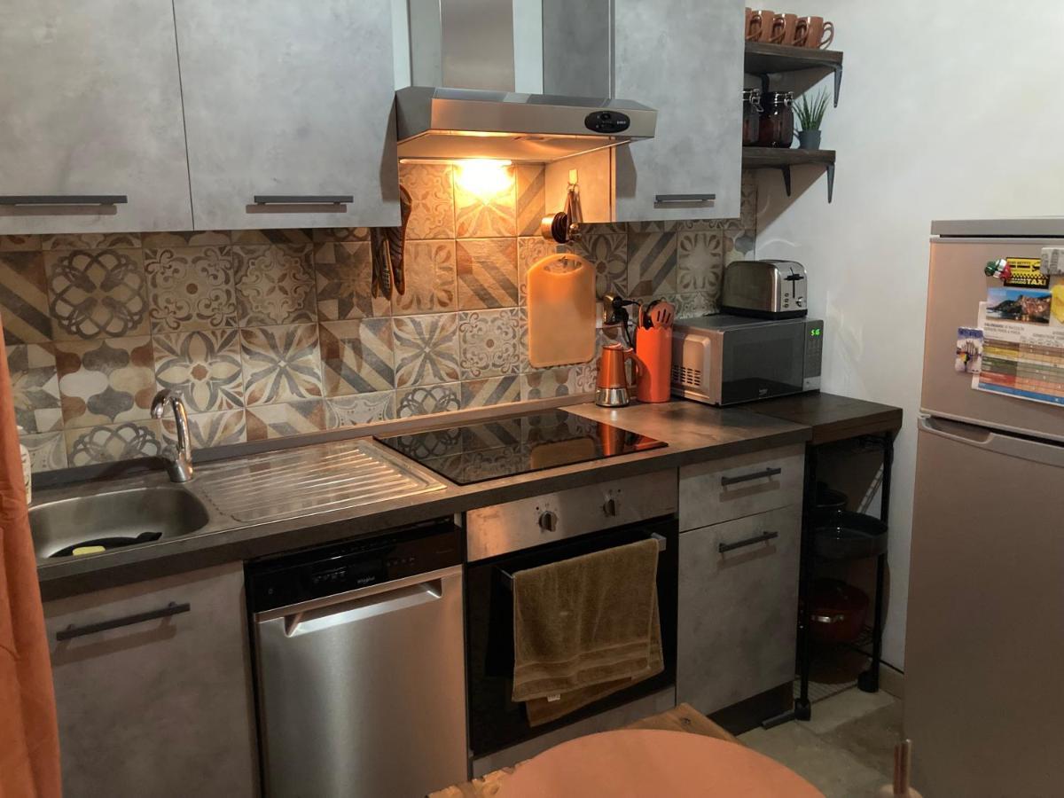 فيلا La Casa Rossa Arcola Con Vista المظهر الخارجي الصورة